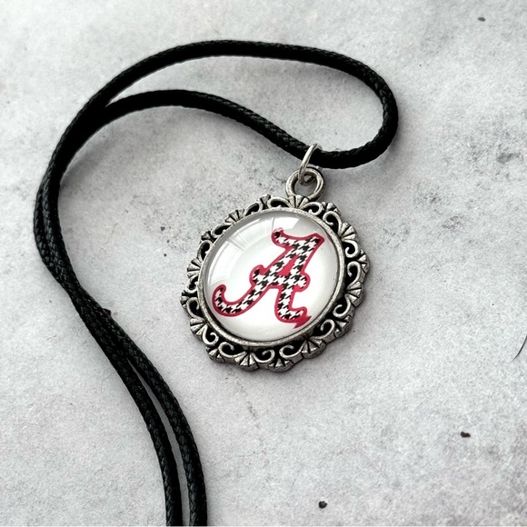 ππRoll Tide!ππ Alabama Football Pendant - Picture 5 of 5